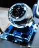 Đồng hồ cầu thuỷ tinh phong thuỷ đặt trên xe ô tô , chế tác tinh xảo , sang trọng