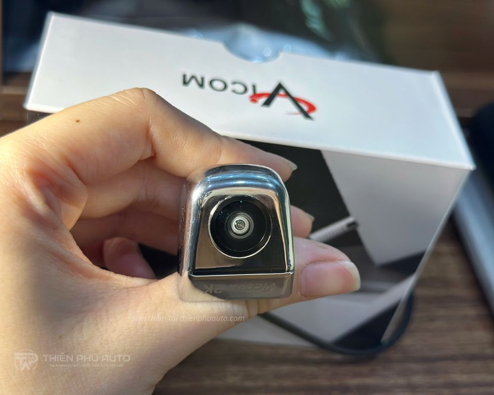 ảnh thực tế 3 Camera lùi ô tô Vicom 2K
