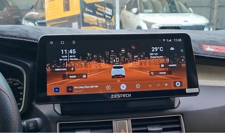 màn hình ZT12.3 bản tiêu chuẩn lắp xe Xpander
