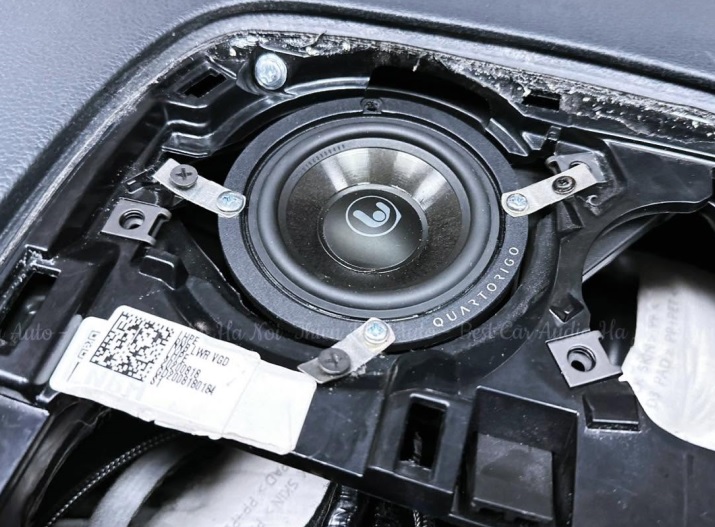 Loa mid lắp xe Tucson