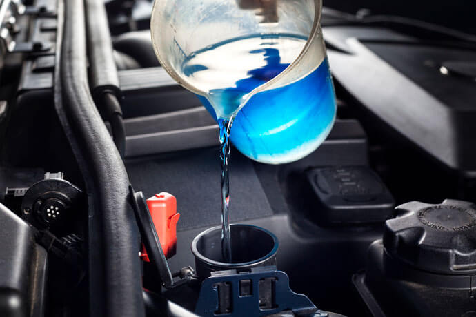 Hướng dẫn cách thay nước làm mát động cơ ô tô đơn giản nhất
