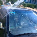 3 cách chống bám nước trên kính ô tô đơn giản hiệu quả nhất