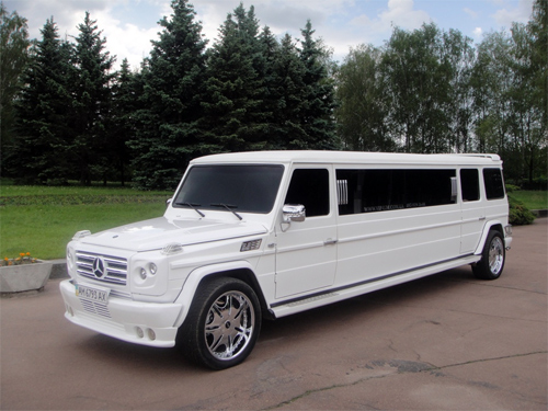 Mercedes G300 phiên bản siêu dài