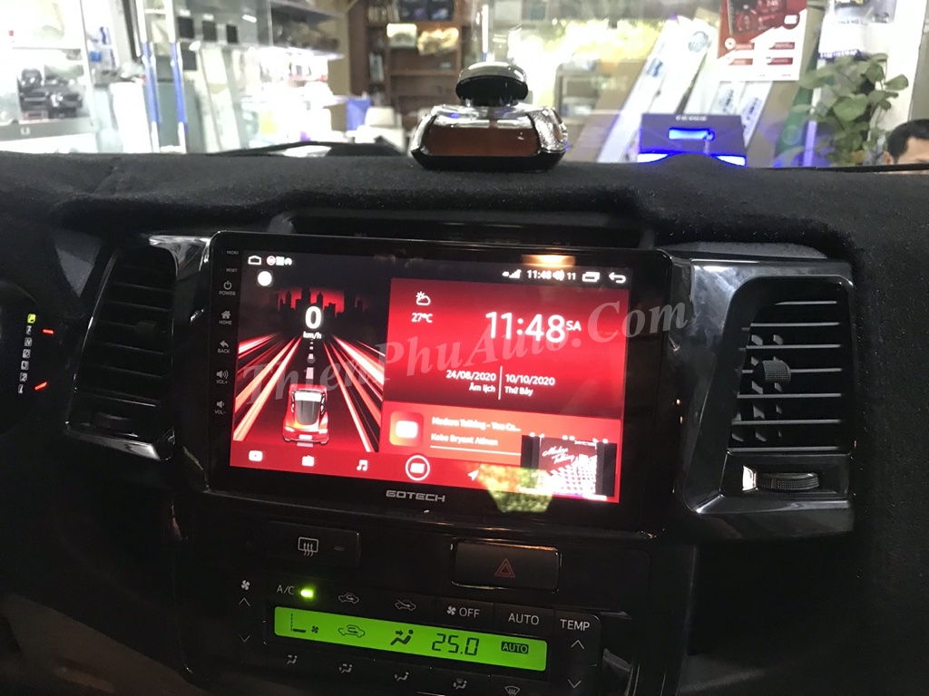 Màn hình ô tô Android Gotech GT10 Pro cho xe Toyota Fotuner 2013-2017
