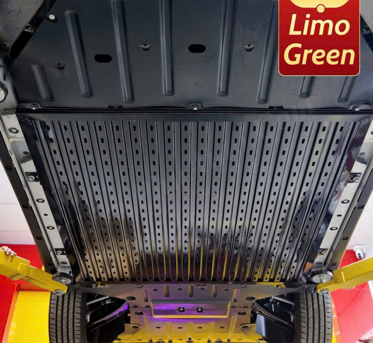 Ốp bảo vệ pin Vinfast Limo Green - Tấm thép chống xước pin, nặng 24kg, chống sập gầm, giữ bảo hành hãng